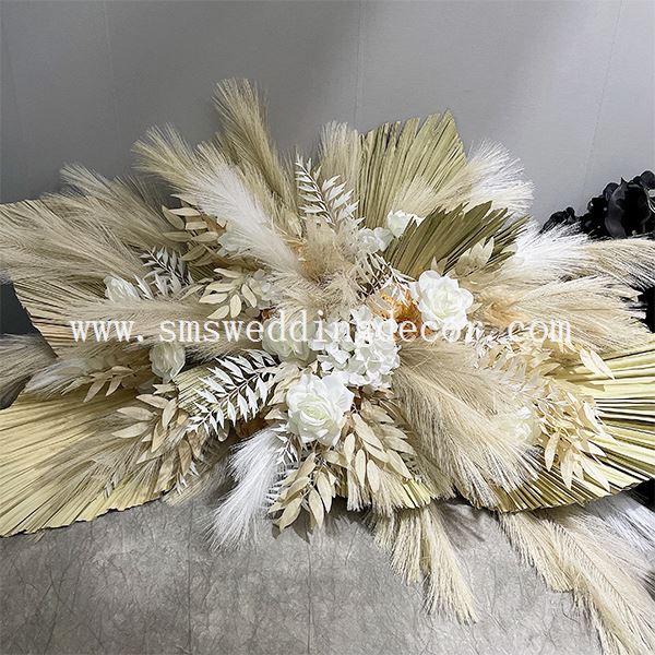 artificial pampas grass arrangement