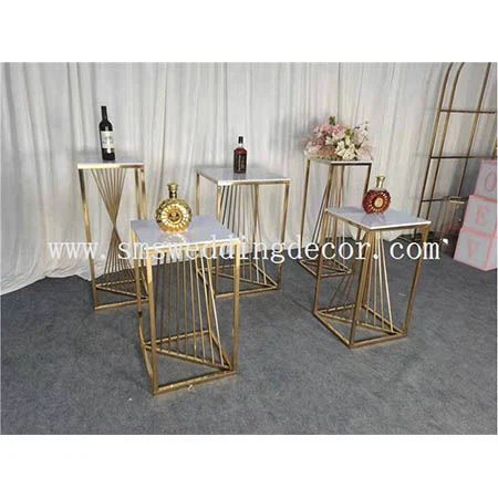 cake plinth hire