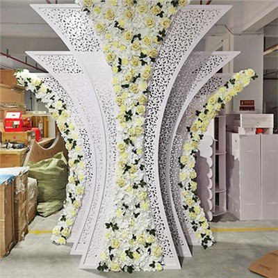 دکور صحنه گل دیوار