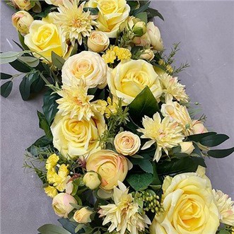 دونده میز گل زرد