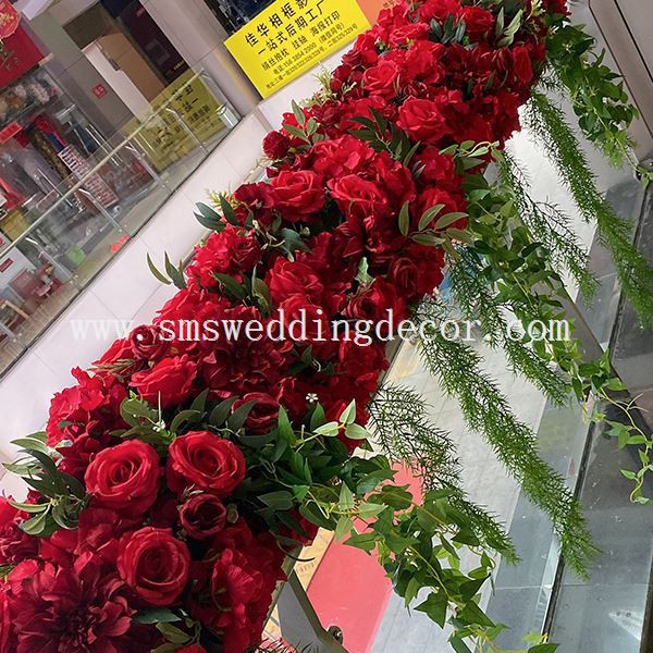 arched flowers