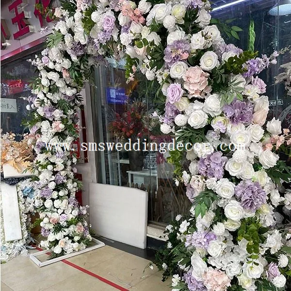 outdoor ceremony arch