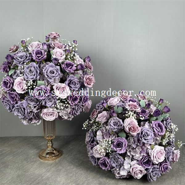 rose flower arrangement for table