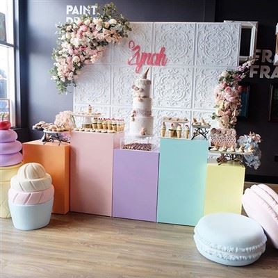 پس زمینه قوس