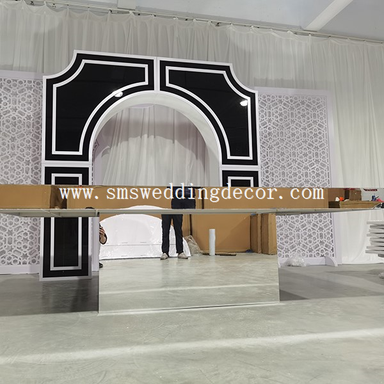 bride and groom table wedding bride and groom table wedding