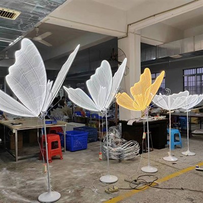 تزئینات عروسی پروانه