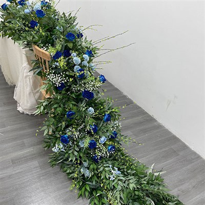 گل دونده برای پذیرایی عروسی