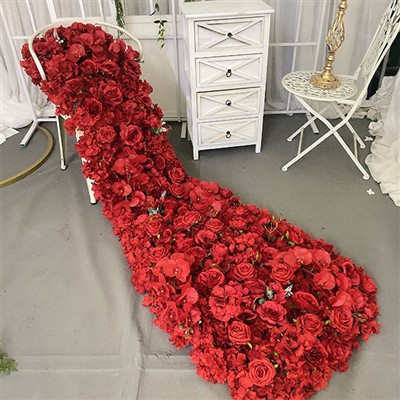 تزیین عروسی گل های قرمز