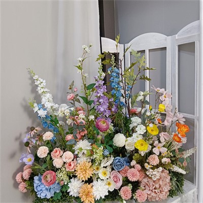 تزیینات گل راهرو عروسی