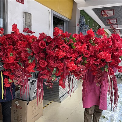 گل آرایی تاق عروسی